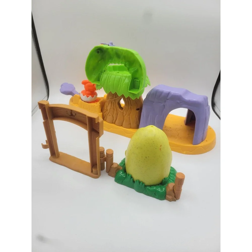 Fisher-Price Little People Dinosaur Discovery Playset 2003 Prehistoric Toy Set